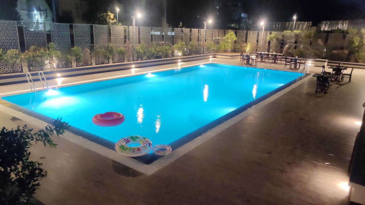 Manjeera Sarovar Premiere Hotel Rajahmundry Luaran gambar